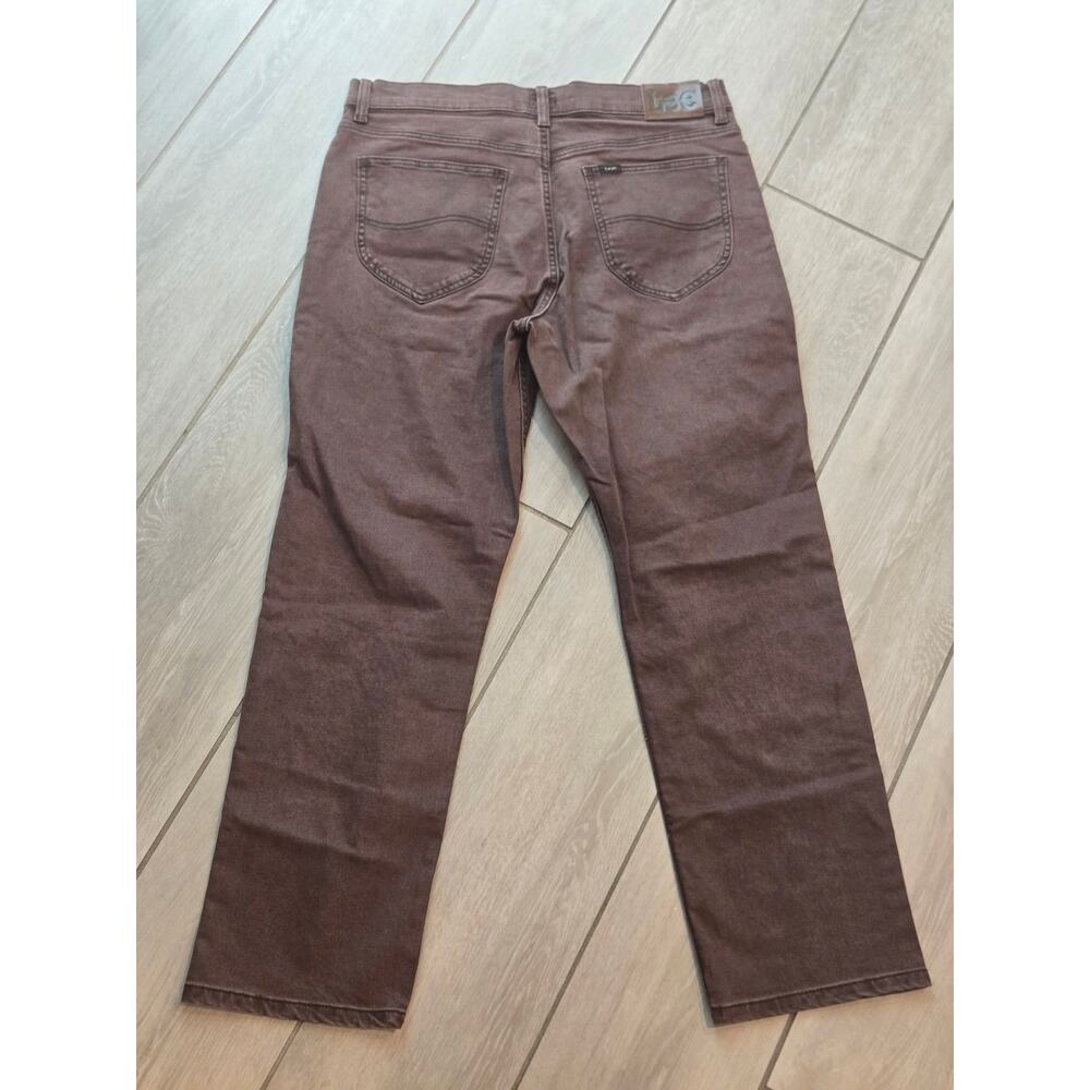 Lee Men's Fashion Heritage Relaxed Fit Jeans Color: Brown Size: 34x30 - Picture 3 of 8